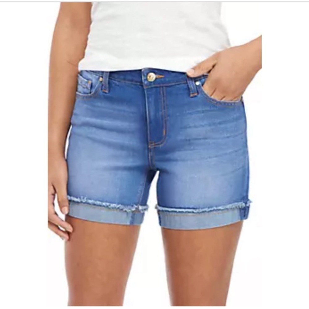 NWT CELEBRITY PINK Denim Shorts